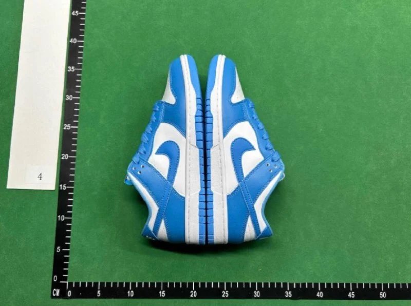 FK  Batch   Nike - Dunk Low Essential -7