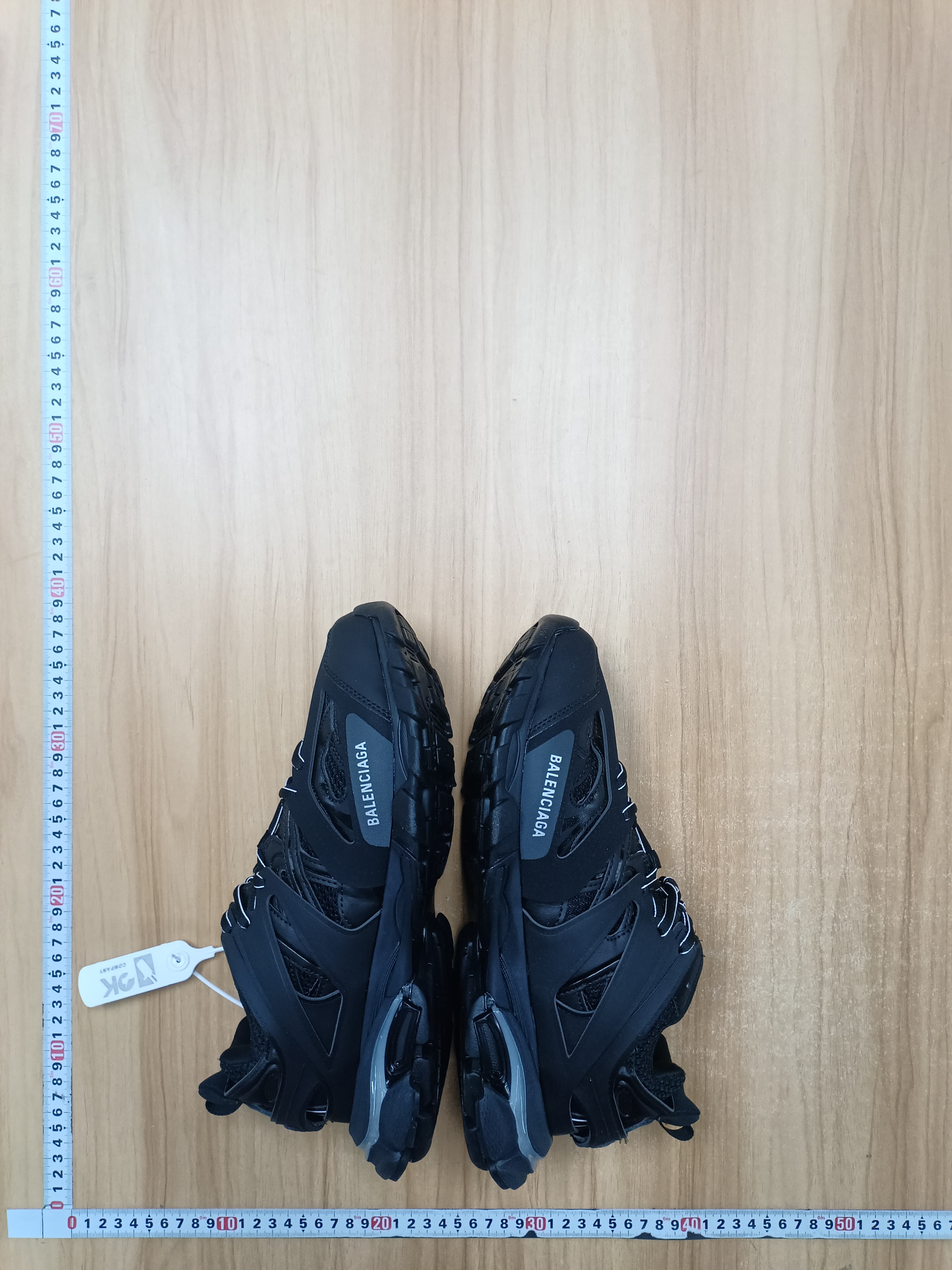 OK  Batch   Balenciaga Track -15