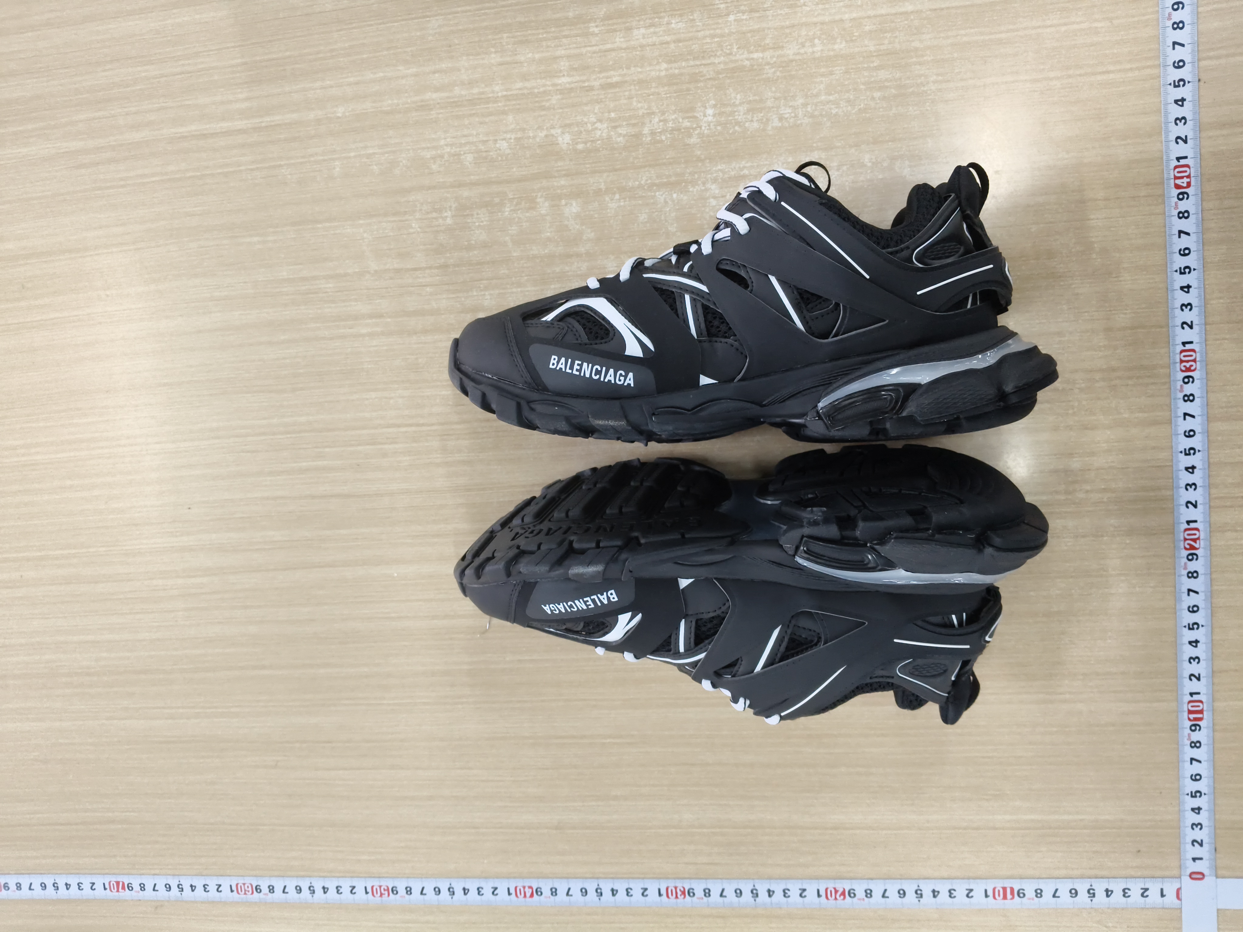 OK  Batch   Balenciaga Track -4