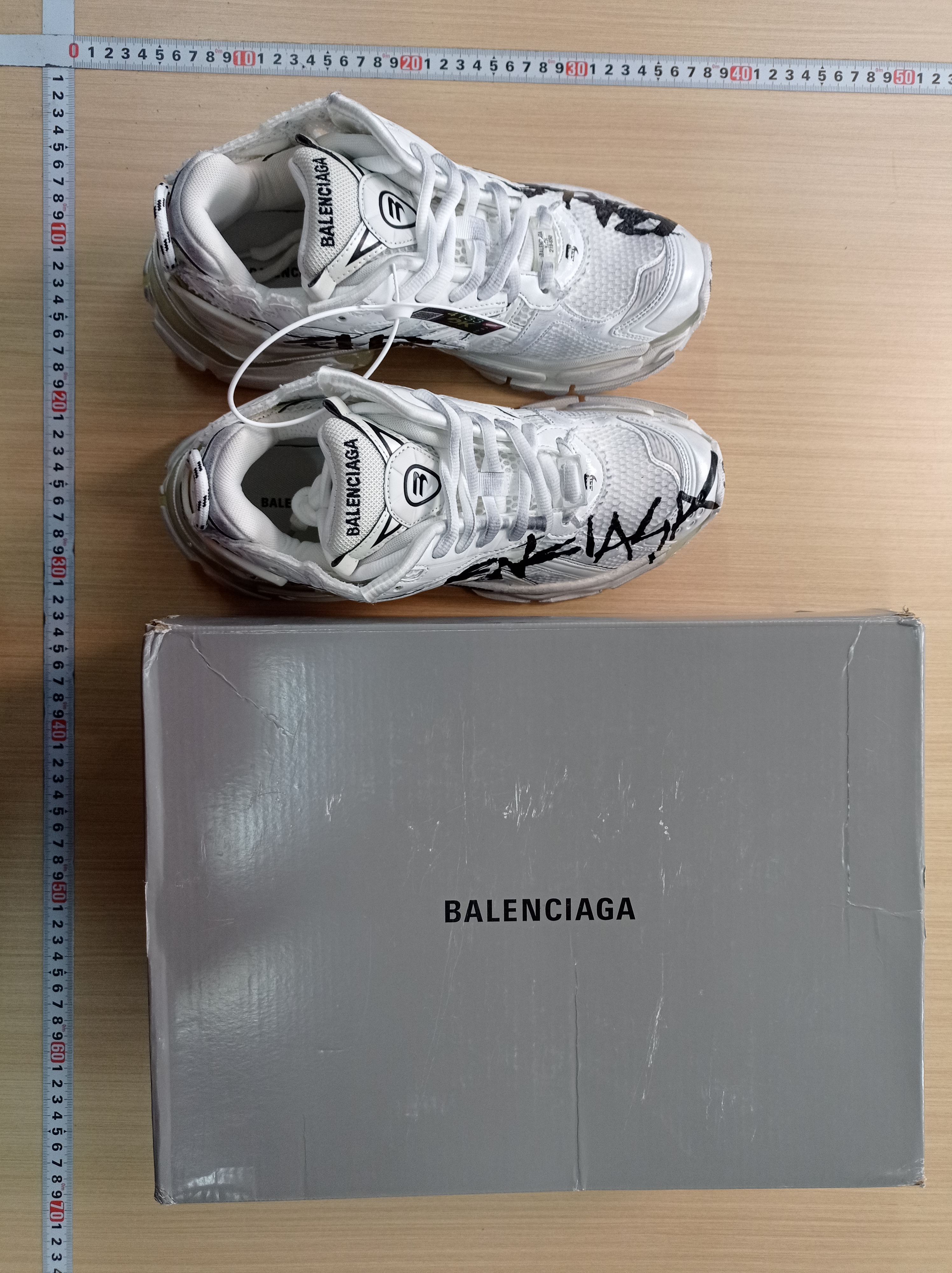 OK  Batch   Balenciaga Runner -3
