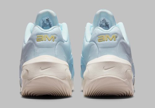 The Nike Air Max Muse Continues Its Run Of Pastels With “Glacier Blue”(pic4) The Nike Air Max Muse Continues Its Run Of Pastels With “Glacier Blue”(pic4)
